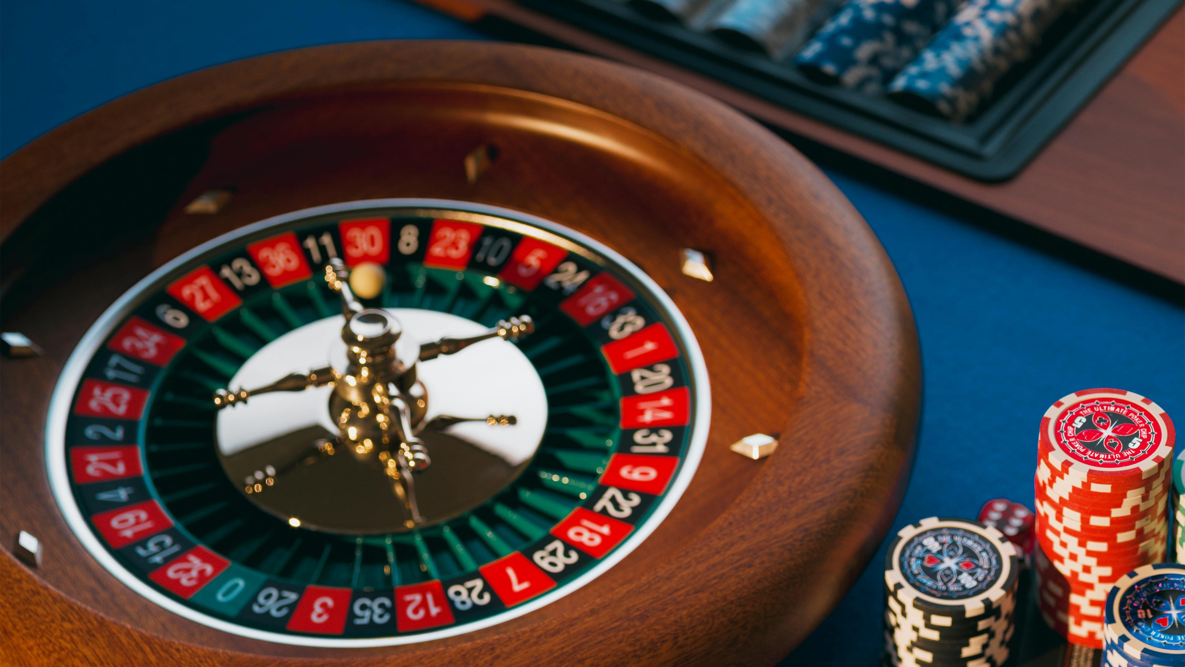 Mobile view of live dealer chat and bet confirmation buttons